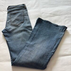 EUC! Banana Republic Bootcut Jean